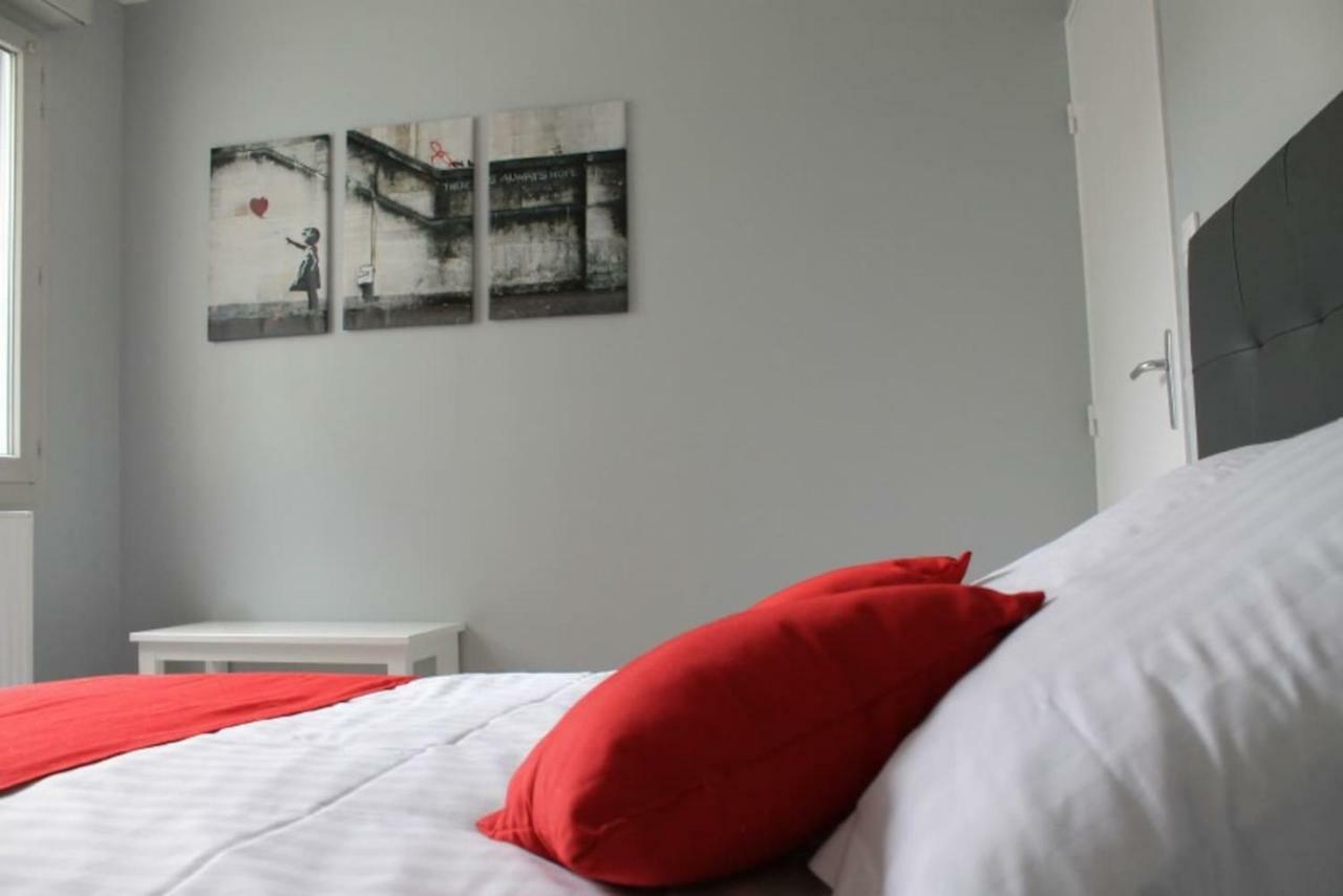 Ferienwohnung Le Petit Velotte - Un Cocon En Coeur De Ville Montbéliard Exterior foto