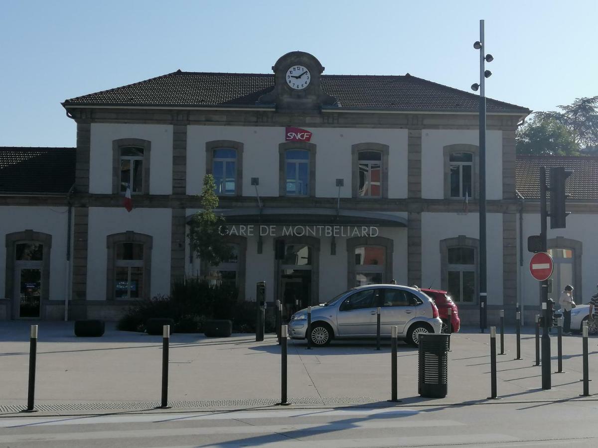 Ferienwohnung Le Petit Velotte - Un Cocon En Coeur De Ville Montbéliard Exterior foto